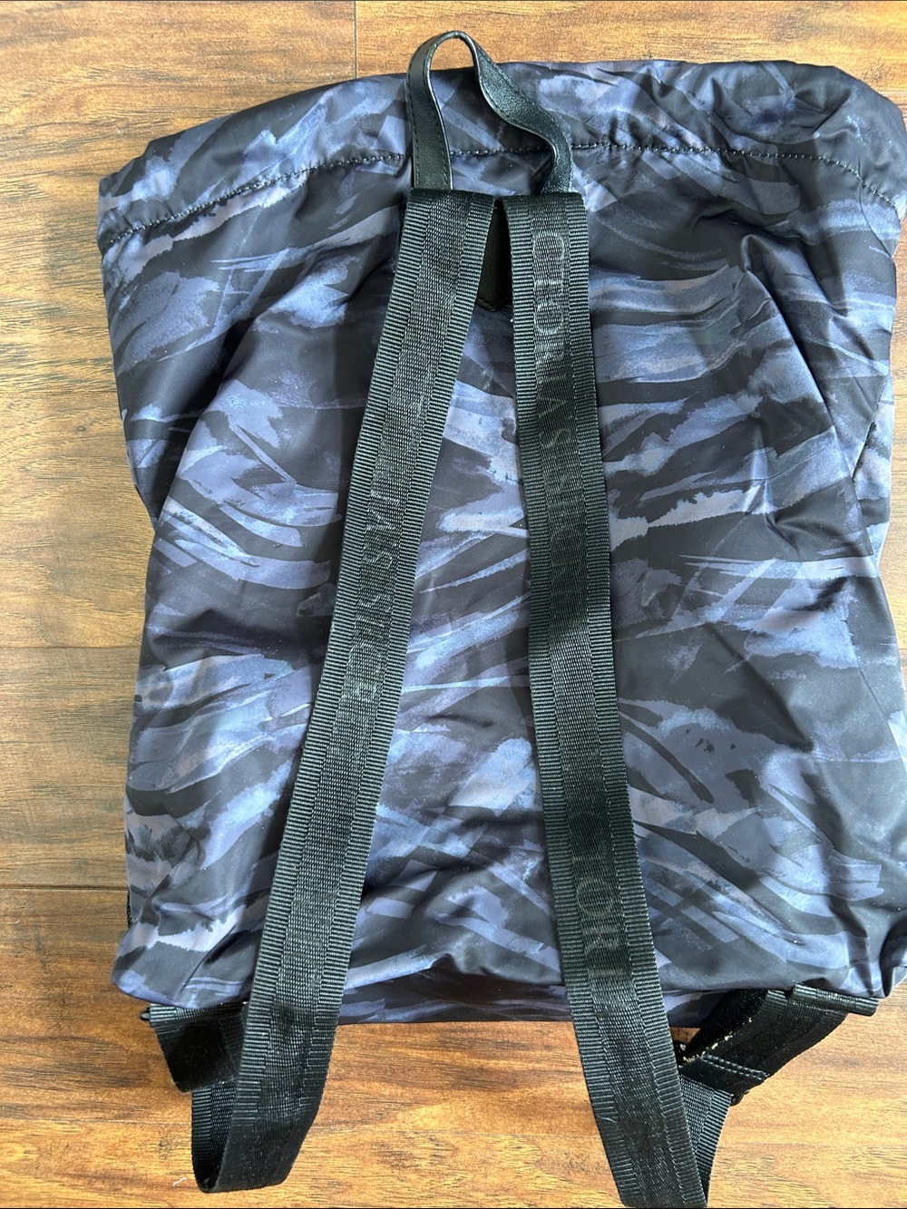Victoria's Secret Black and Gray Camo Drawstring Backpack with Mesh Pockets - Picture 7 of 8